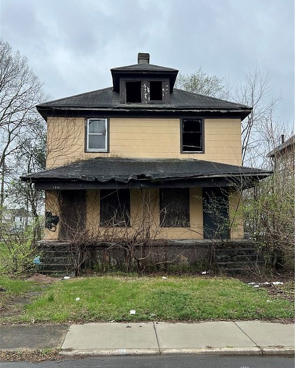 2nd image of 1318 & 1320 Swisher Ave