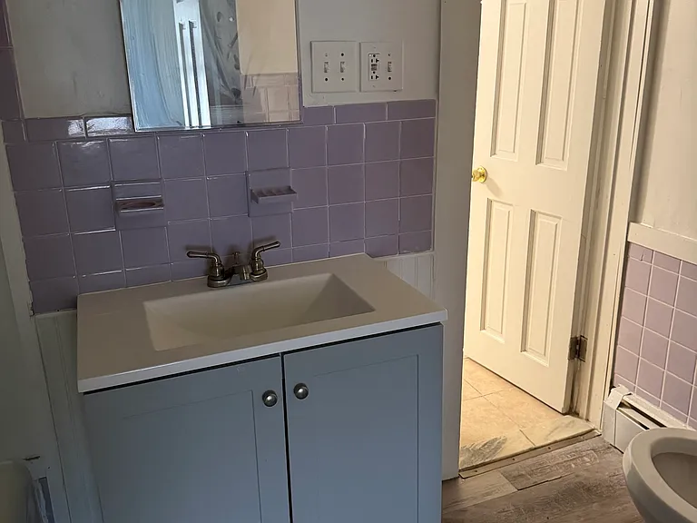 33 Pilgrim Ave — Photo 12