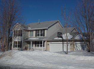 8003 Greenbriar Ln, Woodbury, MN 55125