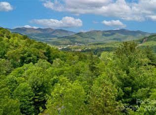 15 Fates Overlook Loop, Black Mountain, NC 28711