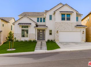 11713 Toyon Dr, Chatsworth, CA 91311