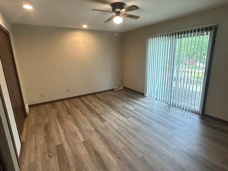 3001 Churchill Dr — Photo 10