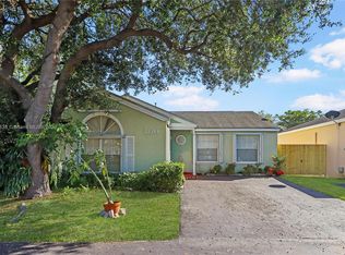 22219 SW 99th Ct, Cutler Bay, FL 33190