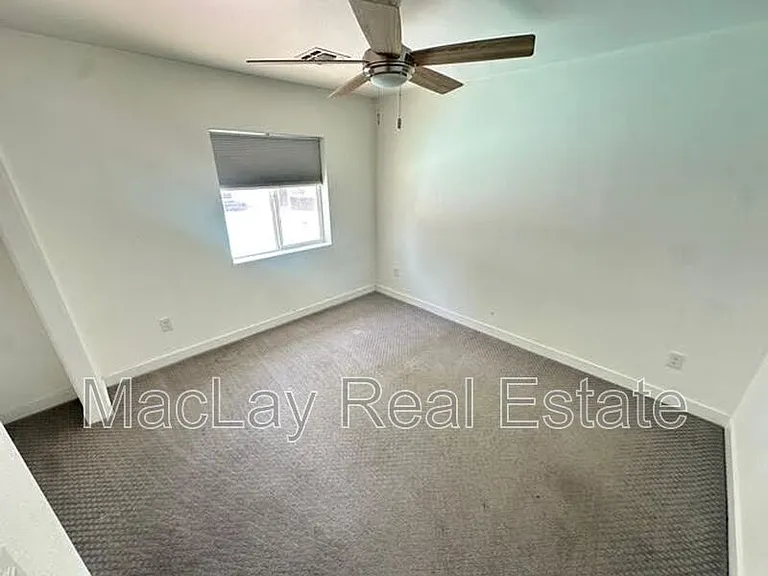 1703 W Lane Ave — Photo 14