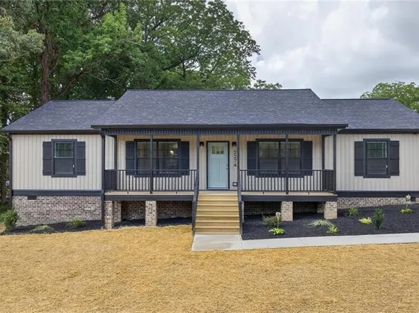 2274 Darwick Rd, Winston Salem, NC 27127