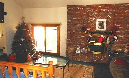 4th image of 13490 De Garmo Ave