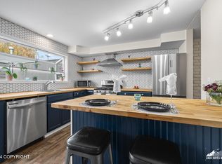 3221 Montpelier Ct #9-F, Anchorage, AK 99503