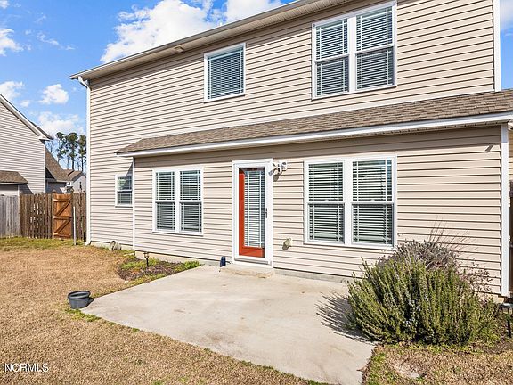4th image of 2207 Great Laurel Court