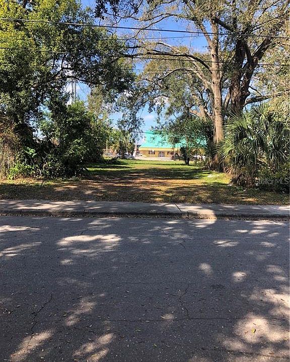 2nd image of 718 Easy Ave