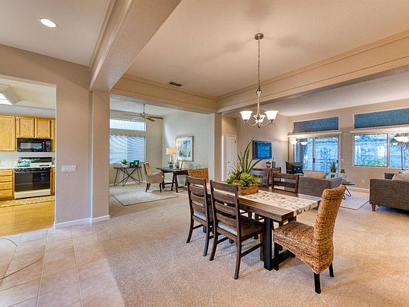 3rd image of 720 Diamond Glen Cir