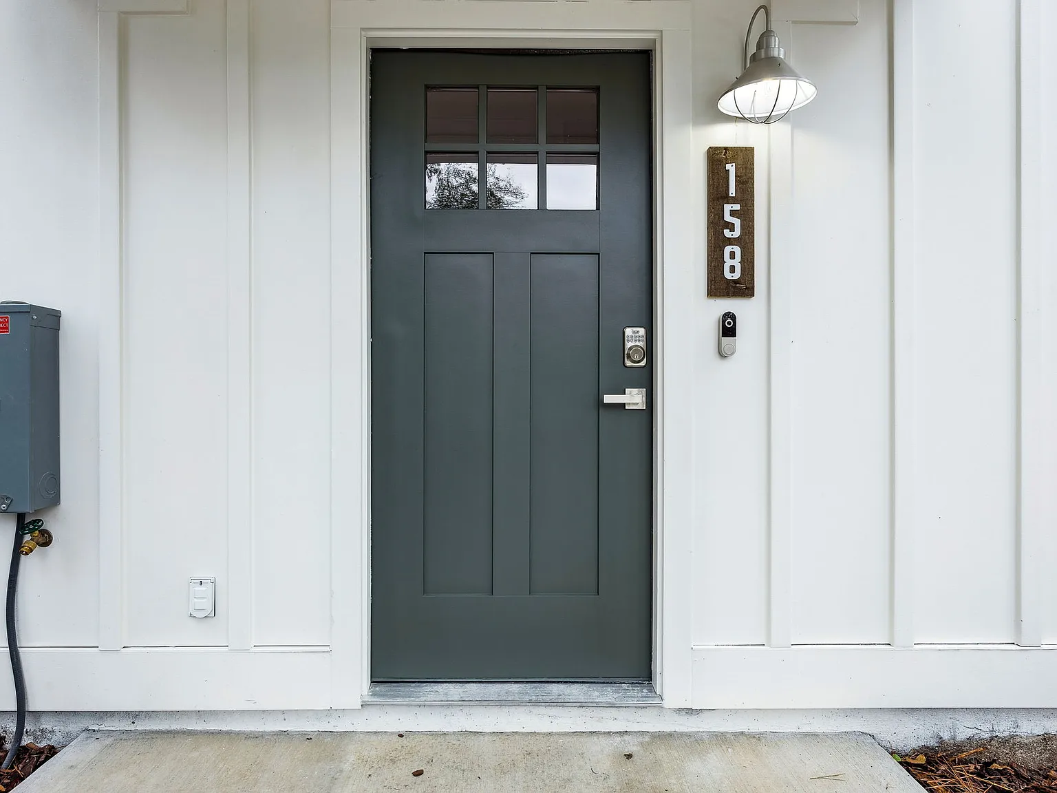 2 bed, 1.5 bath, 1100 sqft, $1,500 — Photo 2