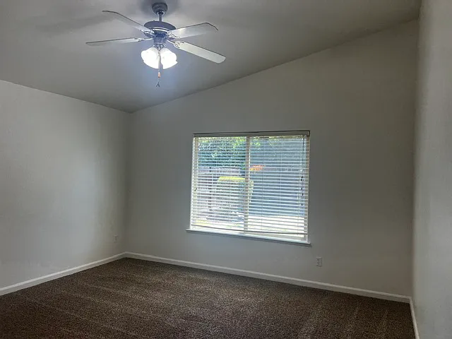 1017 Marc Ave — Photo 10