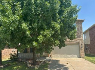 12517 Patnoe Dr, Burleson, TX 76028