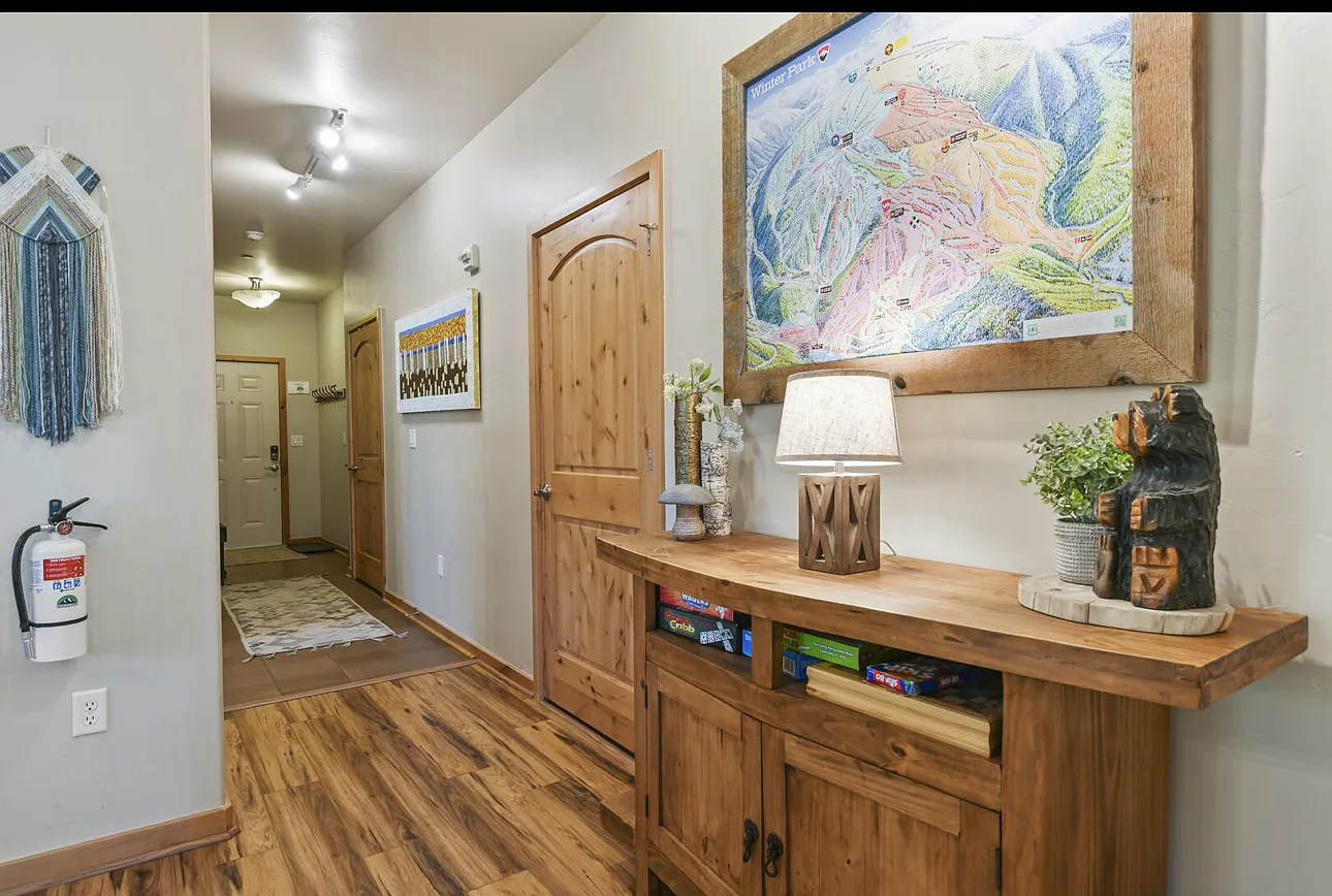 2 bed, 1192 sqft, $3,750 — Photo 3