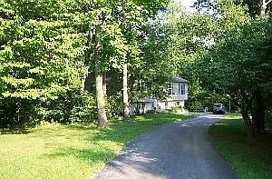 3rd image of 16 Beechwood Dr