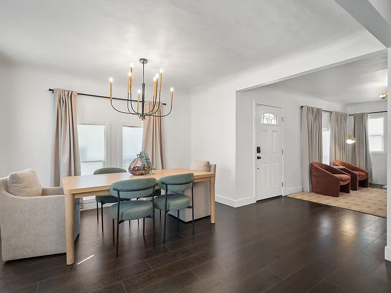 7410 S Hobart Blvd — Photo 24