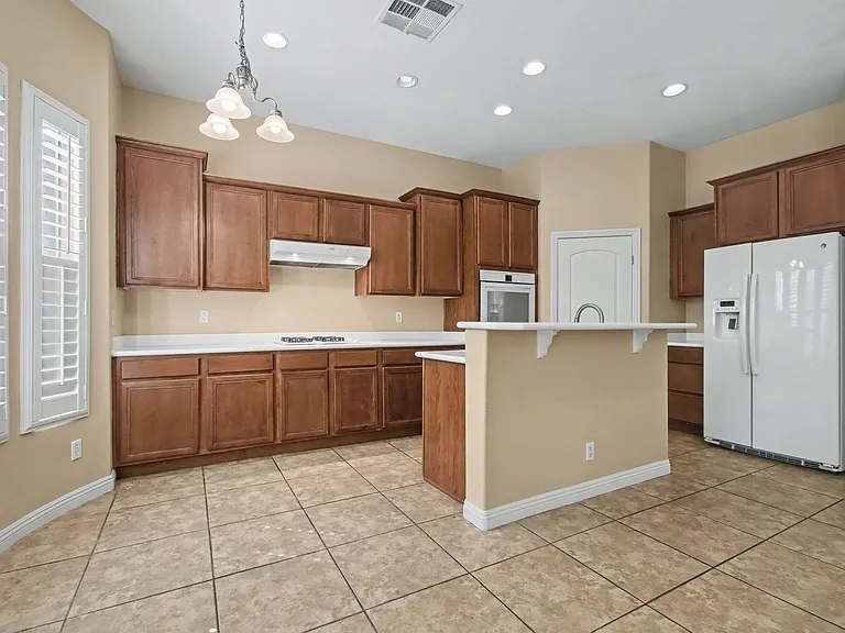 9221 Worsley Park Pl — Photo 20