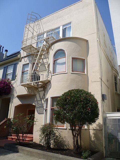 1st image of 2020 Green St APT 5