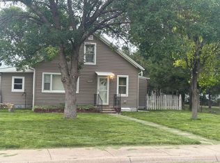 1106 Missouri Ave, McCook, NE 69001