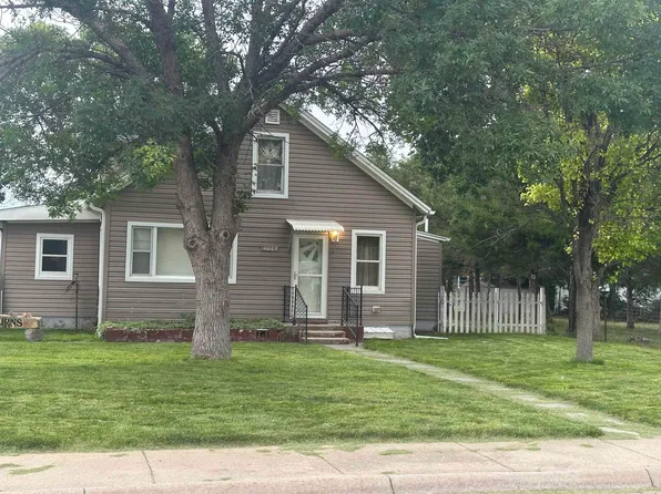 1106 Missouri Ave, McCook, NE 69001