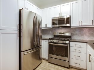 6221 W 3rd St #1-212, Los Angeles, CA 90036