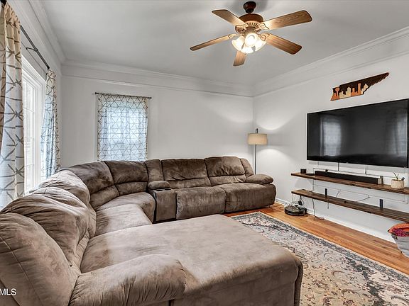 4th image of 427 Watauga Dr