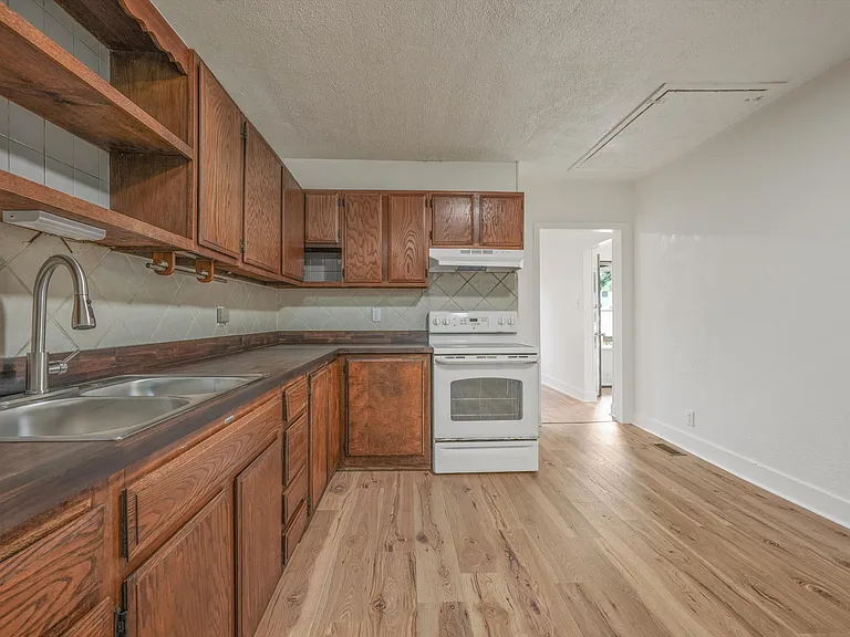 1815 Fay St — Photo 21