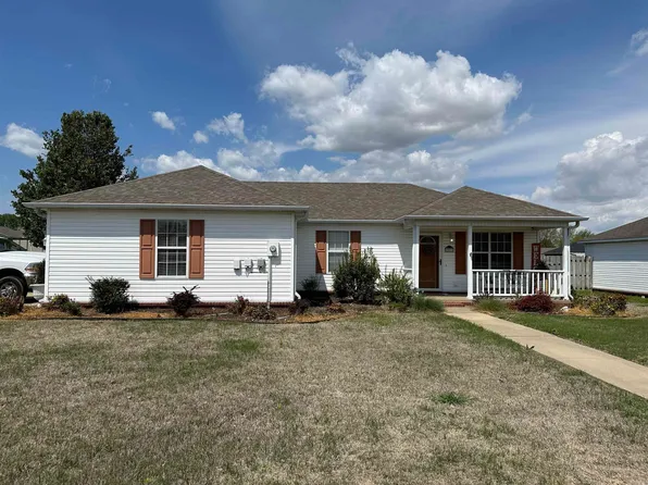 901 Kirkwood Dr, Paragould, AR 72450