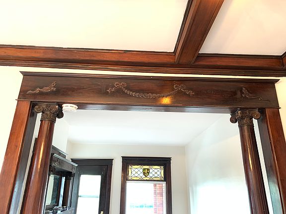 2nd image of 2329 Park Ave