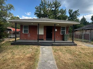 1304 Oak St, Memphis, TN 38106