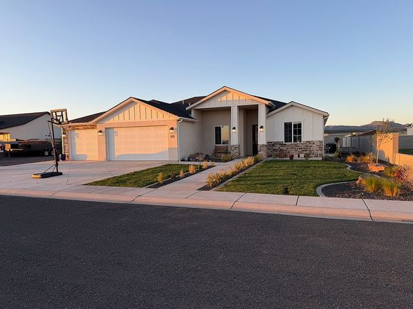 810 E Evergreen Cir