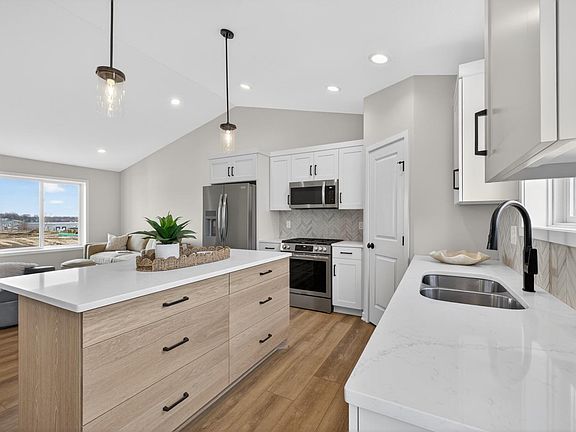 5th image of 6151 Cody Ln NW