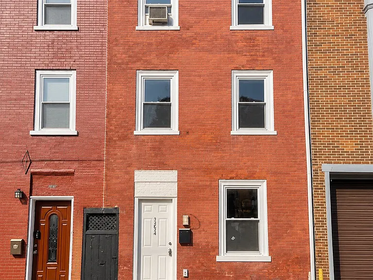 1212 N Randolph St — Photo 23