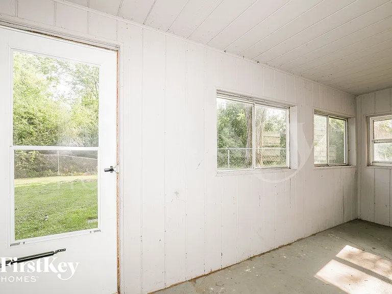 12865 W Highland Ave — Photo 7