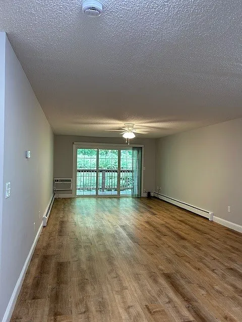 1 bed, 800 sqft, $2,195 — Photo 3