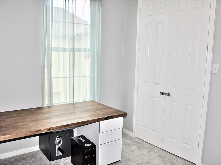 9010 Laverne Park Ln — Photo 12