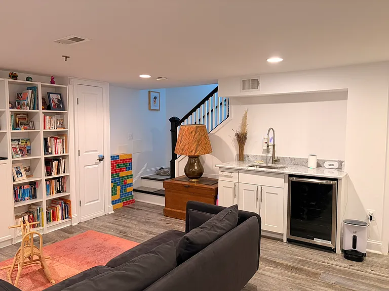 814 Buchanan St NW — Photo 14