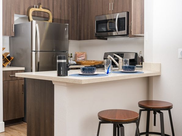 630 Masselin Ave APT 415