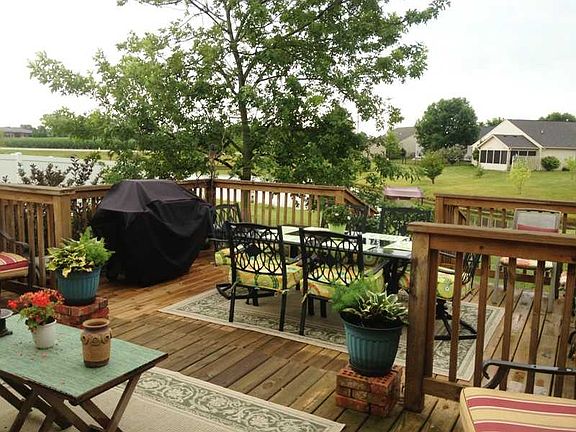 2nd image of 1325 Mulberry Ct