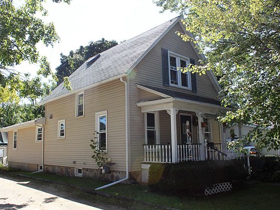 Side view with long driveway