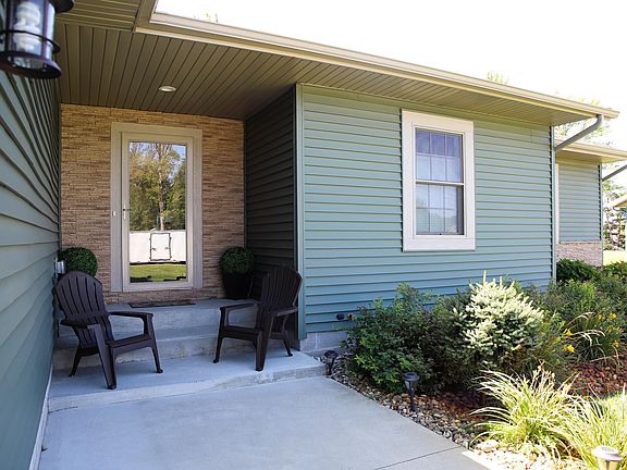 2nd image of 3055 Danglwood Ct