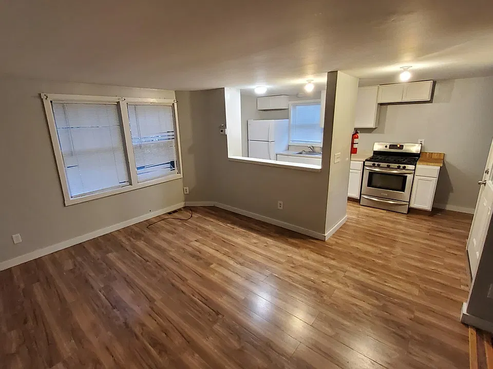 54 Terrill St #4