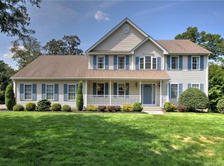 21 Henry Albert Dr, Milford, CT 06461