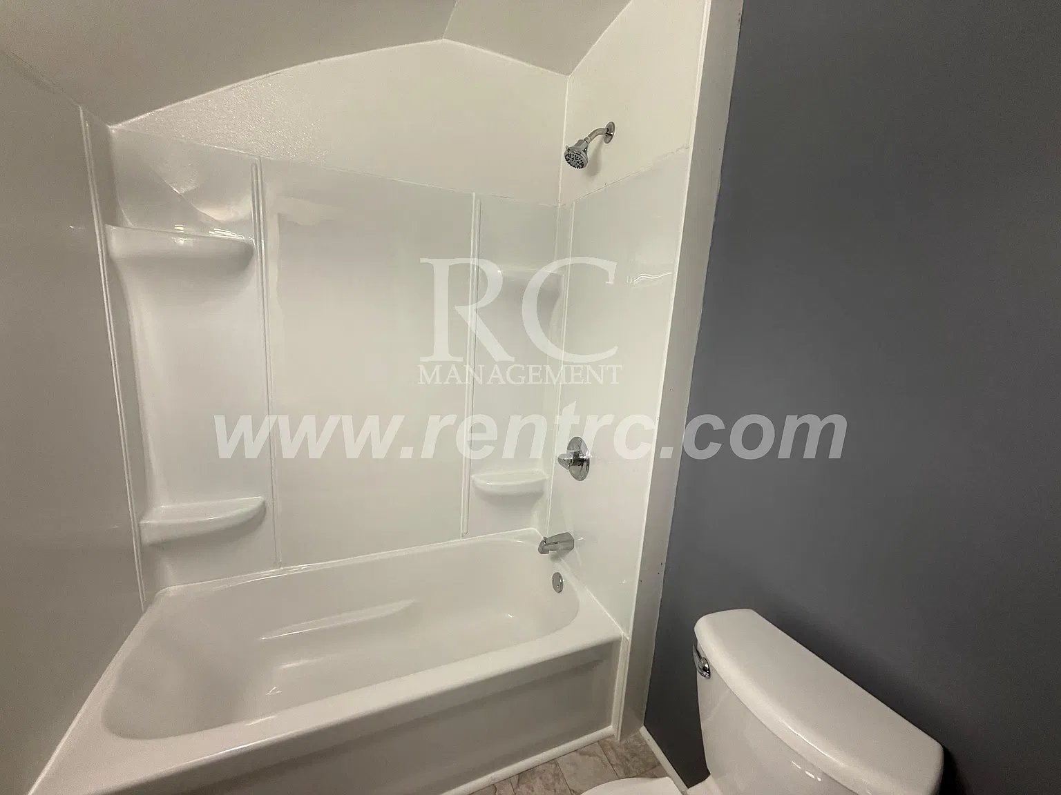 2 bed, 1000 sqft, $825 — Photo 4