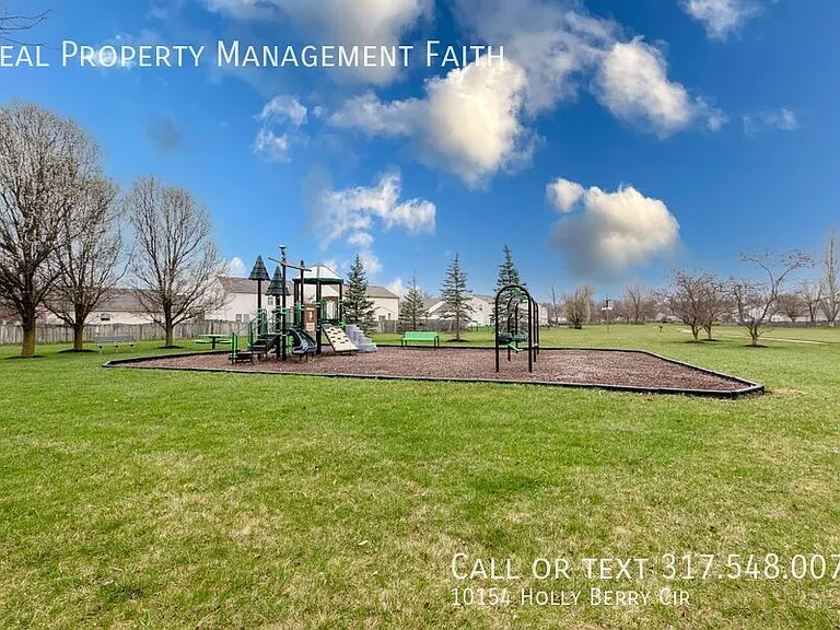 10154 Holly Berry Cir — Photo 30