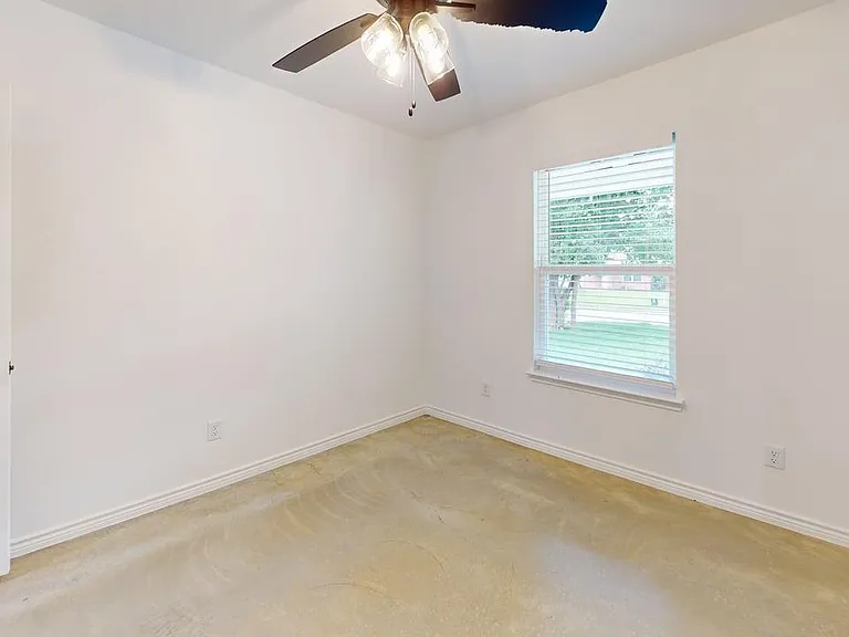 209 Elbert Ln #B — Photo 6