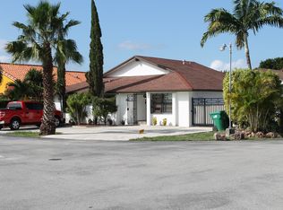 703 SW Hundred Court Cir, Miami, FL 33174