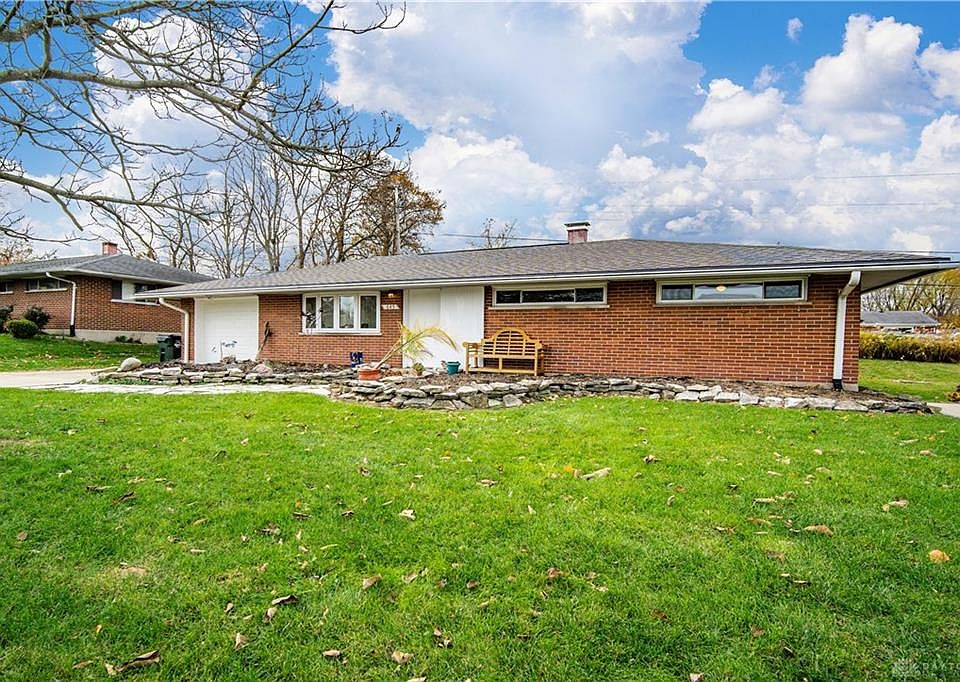 1st image of 645 Skyview Dr