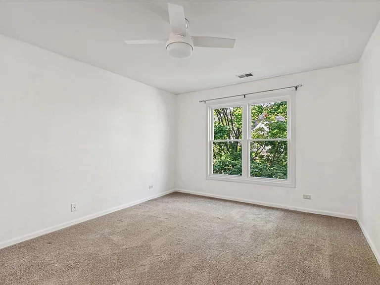 169 Willow Pkwy — Photo 10