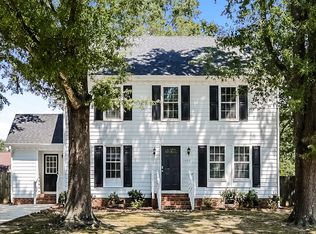 1900 Carthage Cir, Raleigh, NC 27604